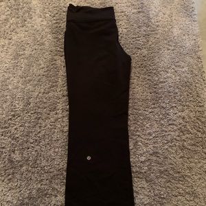 Lulu lemon straight legged yoga pants